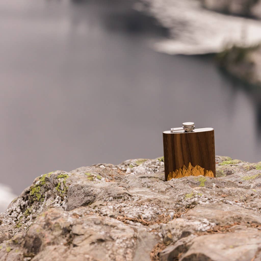 CUSTOMIZABLE 6 oz. Wooden Hip Flask (Sawtooth Mountains)