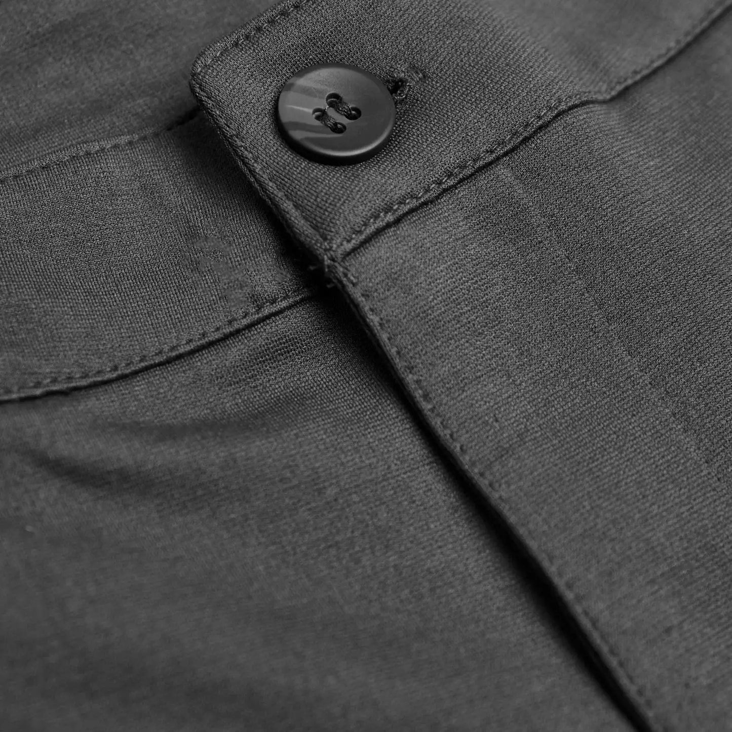 Chino Shorts | Comfort | 9" | Carbon